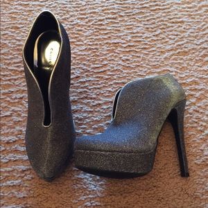 Silver sparkle booties